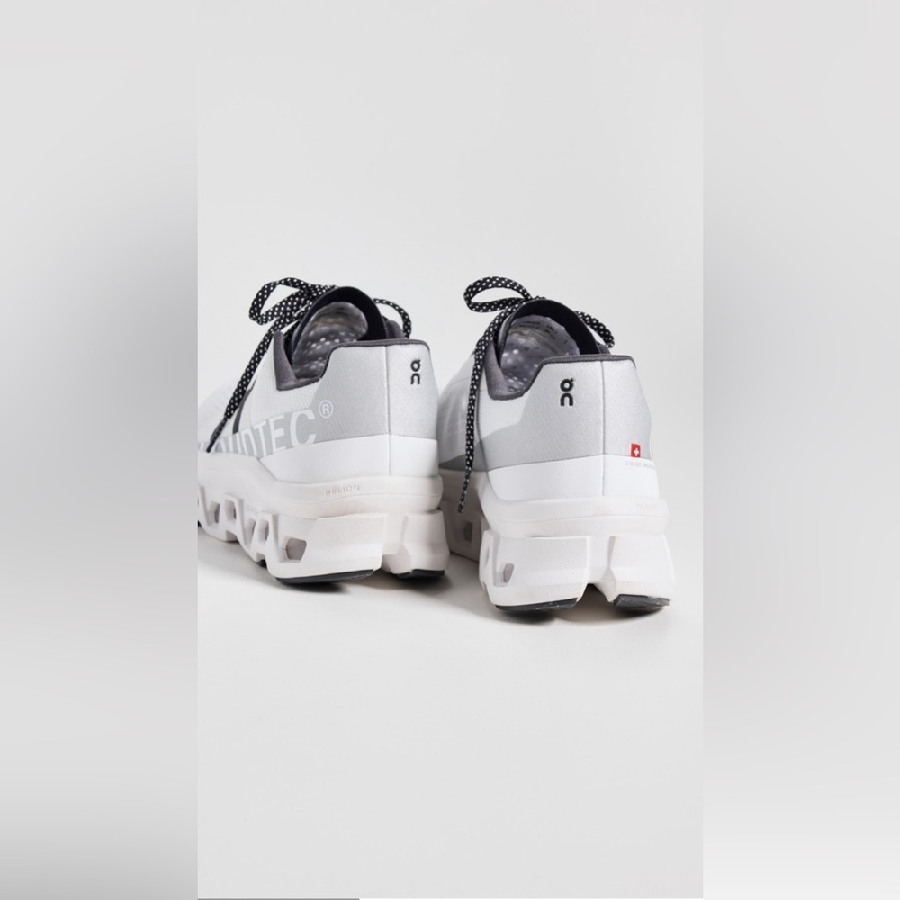 On Running White and Gray Cloudnova Sneakers - Picture 3 of 13